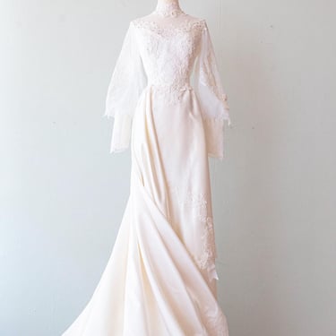 The Dreamiest Vintage Wedding Gown By Alfred Angelo / SM