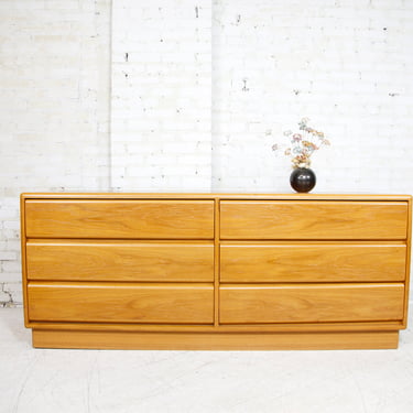 Vintage MCM Scandinavian style teak wood 6 drawer dresser | Free delivery only in NYC and Hudson Valley areas 