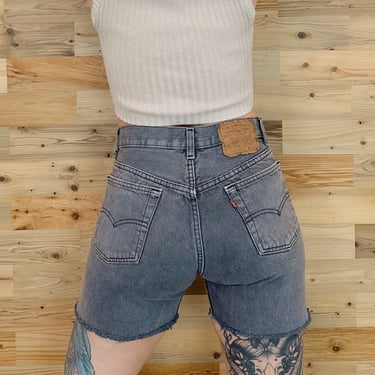 Levi's 501 Vintage Jean Shorts / Size 26 