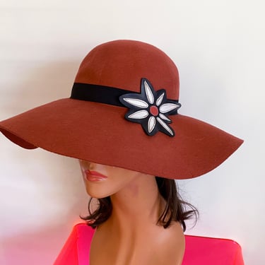 25# Hippie Boho Felt Floppy hat with Leather Flower • Groovy Coachella Festival Outfit Accessory • Brown Rust Color • Size Medium 