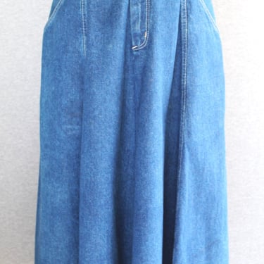 1970-80s - Denim - A-line - Skirt - Pockets - by Modern Essentials Collection - Small 4/6 
