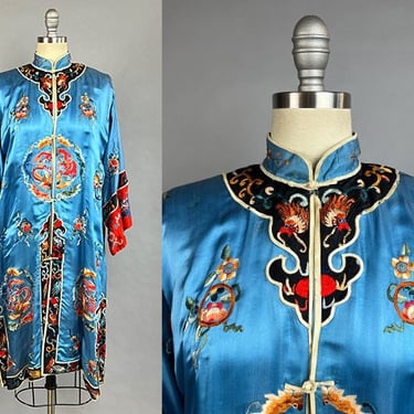 Antique Chinese Jacket / Hand-Embrioidered Chinese Silk Robe / Blue Bai Hua Silk Embroidered Jacket / Size Small Medium 