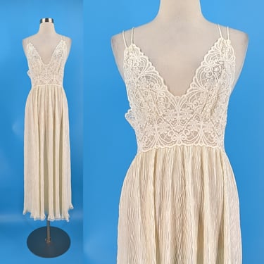 Luice Ann 70s White Lace Top Nightgown  - Small Seventies Low Back Pleated Skirt Night Gown Negligee 