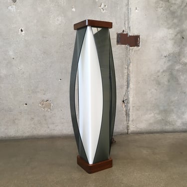 Vintage Mid Century Modern Modeline Of California Lamp With Acrylic Panels