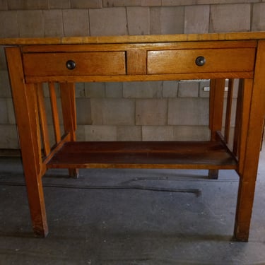 Vintage Oak Desk 24.25 X 36 X 30.75