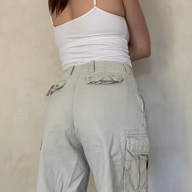 y2k gap cargo shorts