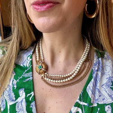 Multi-Strand Gold Chain Green Jewel Pendant Necklace