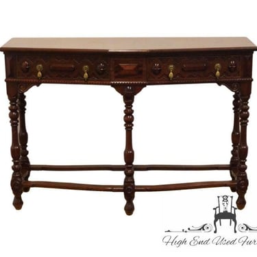 BERKEY & GAY Bookmatched Mahogany Gothic Jacobean 32