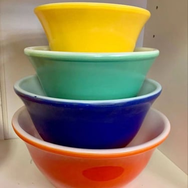 McKee Primary Colors Bell Bowls Set