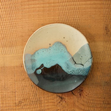 Yuriko Bullock Plate #24, Seafoam