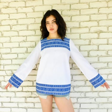 Greek Embroidered Mexican Blouse // vintage 70s 1970s boho hippie tunic hippy white cotton 70's 1970's // S/M 