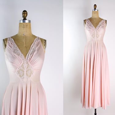 70s Olga Bodysilk Nightgown Light Pink Slip Dress / Full Slip / Wedding Slip/ Lace lingerie/ Pink Slip / Maxi dress/ Full Sweep / Size S/M 