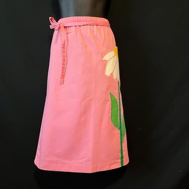 1970s pink daisy skirt big flower appliqué large new old stock 