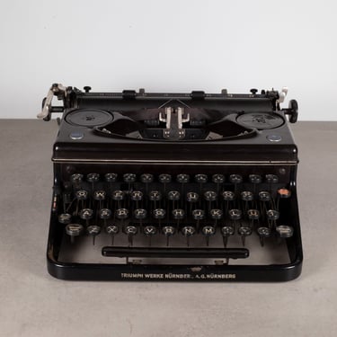 Antique German Triumph Werke A.G. Nurnberg Typewriter c.1945