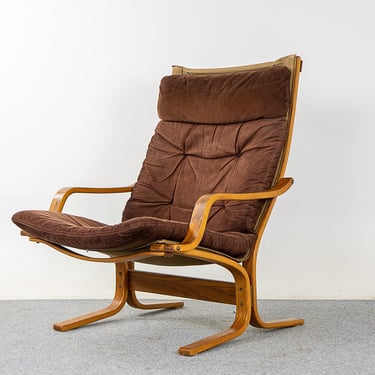 Norwegian "Siesta" Lounge Chair by Ingmar Relling - (D988) 