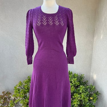 Vintage crochet knit Rich purple midi dress Sz Small 