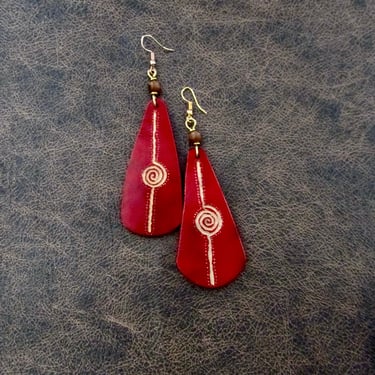 Large carved gourd earrings, bold statement earrings, Afrocentric African earrings, red earrings, unique ethnic earrings, rustic artisan 