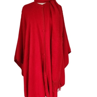 Vintage Red Cape Alpaca Wool Blend w/Attached Scarf Peru Capchatex 