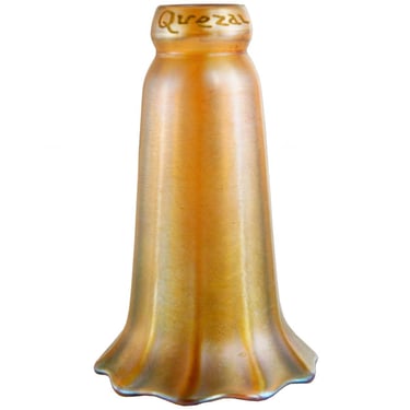 1910 Antique American Quezal Art Nouveau Iridescent Gold Glass Lily Lamp Shade 