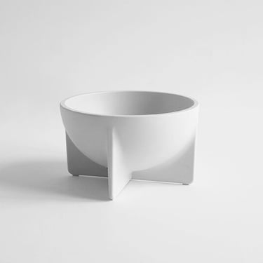 Small Standing Bowl