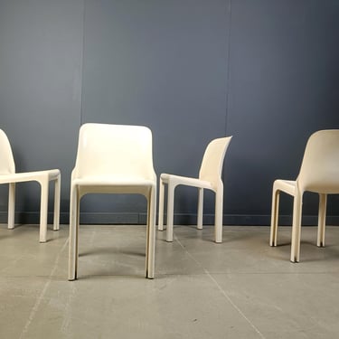 Set of 4 Selene dining chairs by Vico Magistretti for Artemide, 1970s - vintage plastic chairs - vintage space age chairs - plastic chairs 