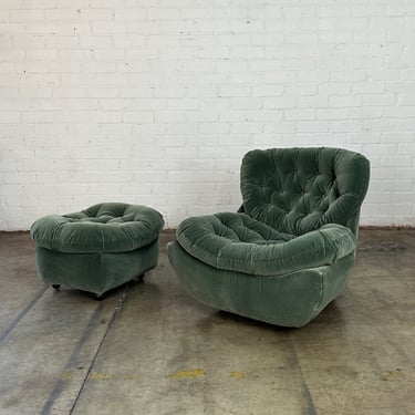1970s Vintage Lounger and Ottoman 
