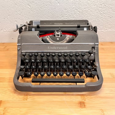 Nice 1948 Underwood Champion Typemaster Portable Typewriter with Case, New 2-Color Ribbon, Owner's Manual 