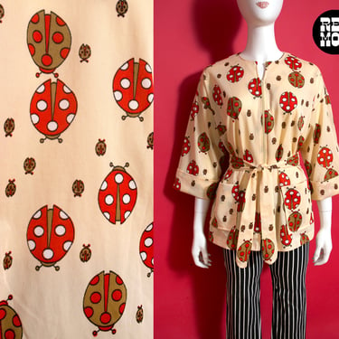 Adorable Vintage 60s 70s Ladybug Novelty Print Tunic Top with Pockets & Zip Front 