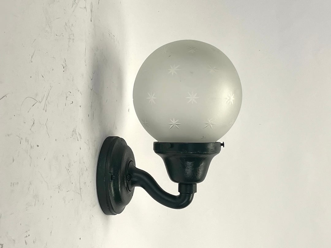 Moss Green Porch Light with Astral Shade Filament Vintage Los