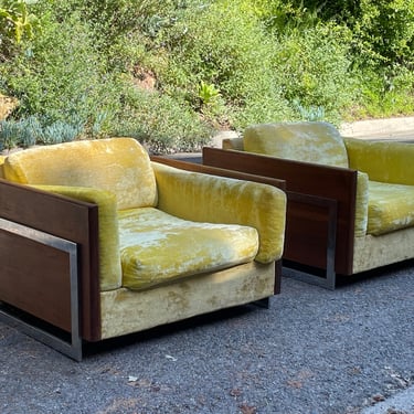 Milo Baughman Yellow Crushed Velvet Chrome Lounge Chairs - Circa 1960s 