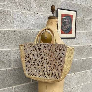 Vintage Straw Tote Bag Retro 1970s Handmade + Woven Design + Market Bag + Shoulder Bag + Summer Beach Accessory 
