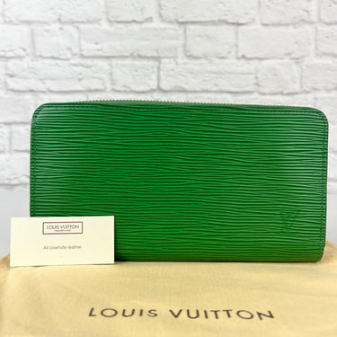 Louis Vuitton Epi Leather Zippy Wallet, Green