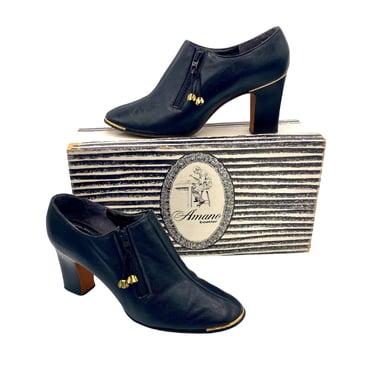 Vintage 1960s Amano Mod Leather Ankle Pumps, 60s High Heels with Gold-tone Metal Trim and Tasseled Zipper, Original Shoebox, Size 5 US, VFG 
