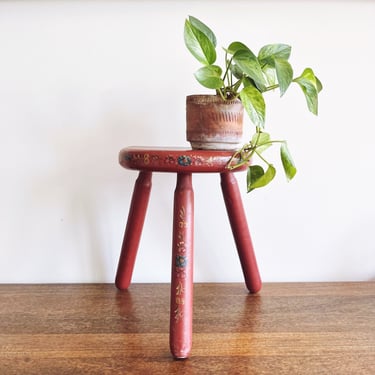Vintage Dutch Hand-Painted Wooden Milking Stool from Hindeloopen, Netherlands 