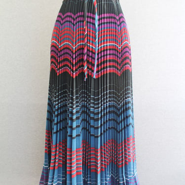 1970s - Broomstick Skirt - Accordion Pleat - Maxi - Skirt and Belt  - Blue/ burgundy/ purple 