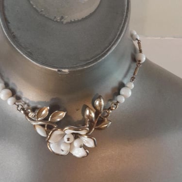 Vintage 50s Trifari White Camellia Choker / Alfred Phillipe /  White Enamel on Goldtone 