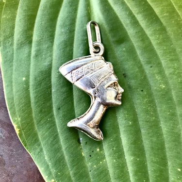 Sterling Silver Nefertiti Pendant Vintage Goddess Charm Egyptian Revival Jewelry 