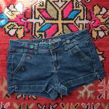 Vintage Low-Rise Button Detail Denim Shorts – Y2K Micro Shorts