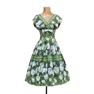 Vintage 1950s Green Floral Cotton Dress, Full Skirt, Shelf Bust, Cap Sleeves, Small to Medium, VFG 