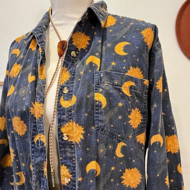 Vintage 90s Celestial Sun Moon Printed Cotton Long Sleeve Button Front Shirt - L 