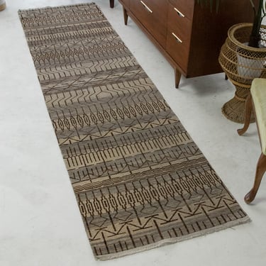 Hand Knotted Runner