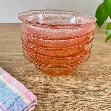Vintage Pink Cherry Blossom Fruit Berry Bowls - Set of 5 - Jeannette Glass Company 1930-1939 - Pink Depression Glass - Wedding Bridal Decor 