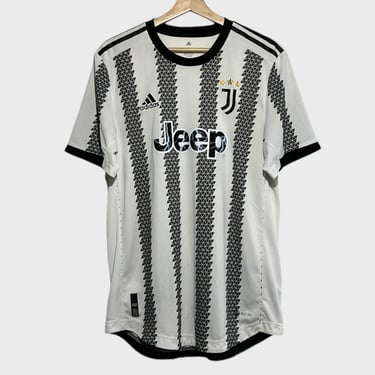 Juventus 2022/23 Pro Cut Home Jersey L