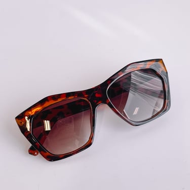 Vera Tortoise Shell Sunglasses