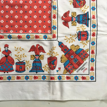 Vintage Patriotic Cloth Tablecloth, Independence Hall, 4th Of July, Square, Red Floral Center, Minute Man, Betsy Ross, Red White And Blue 