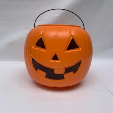 Plastic Jack O Lantern Buckets