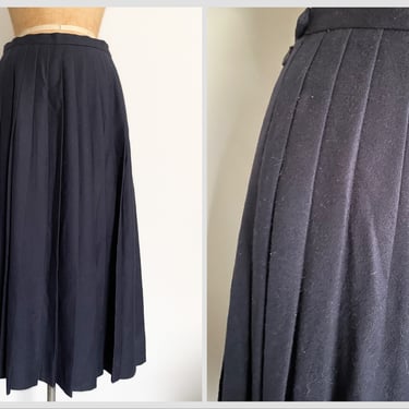 Vintage early ‘90s Charter Club by Jane Justin pleated wool skirt | long & full, high waisted, midi skirt with drop down pleats S/M 