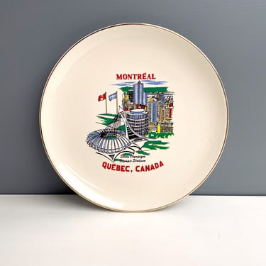 Montréal, Québec, Canada vintage souvenir plate - 1970s vintage 