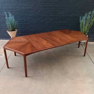 Expanding Mid-Century Modern Walnut Dining Table by John Kapel, c.1960’s 