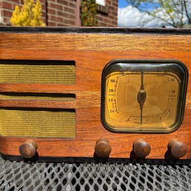1937 5-Tube Wood Case AM/SW Radio, Elec Restored & Playing, Likely RCA-Mfg 